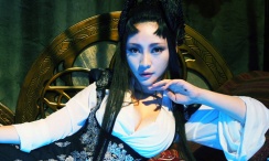 双胞胎姐妹